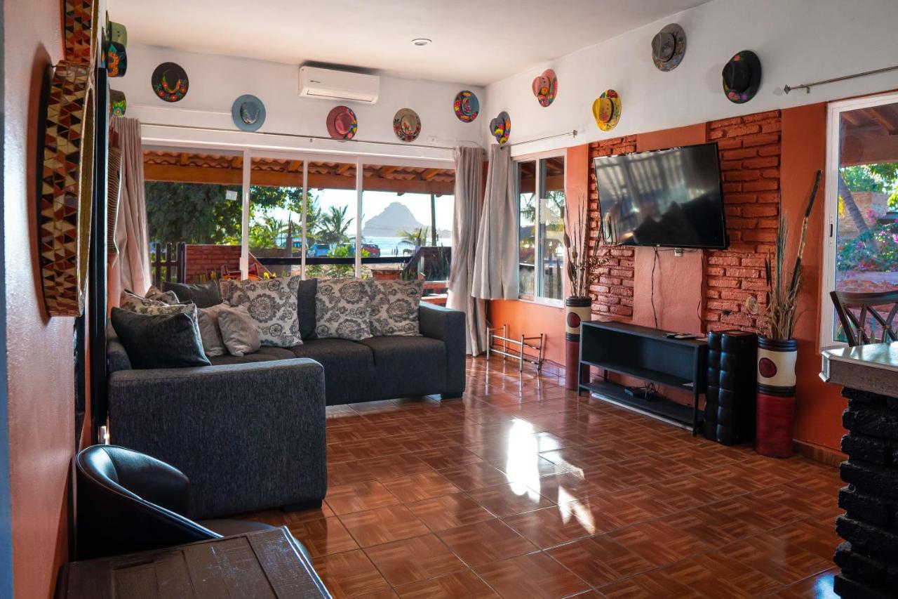 Casa Belen - Beautiful Beach View Home On Stone Island Isla La Piedra Extérieur photo